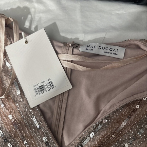 NWT $698 Mac Duggal [ 20 ] Sequined‎ V-Neck Cape Sleeve Column Gown Vintage Rose - Picture 16 of 16